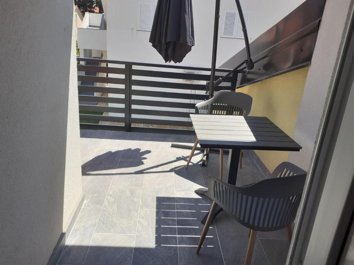 Pavel, Studio Apartman Privlaka  Exterior photo